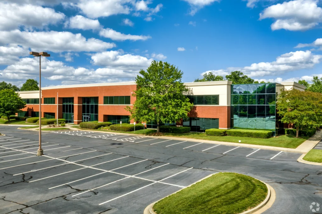 Building · 534-River-Crossing-Dr-Fort-Mill-SC-Exterior-Facade-and-Parking-2-LargeHighDefinition